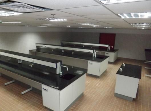 laboratory furniture design